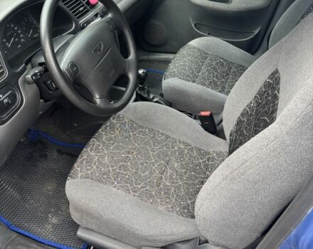 Синий Дэу Сенс, объемом двигателя 1.6 л и пробегом 130 тыс. км за 2400 $, фото 3 на Automoto.ua