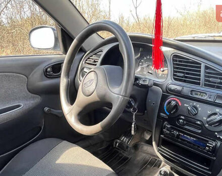 Синий Дэу Сенс, объемом двигателя 1.3 л и пробегом 124 тыс. км за 2550 $, фото 7 на Automoto.ua