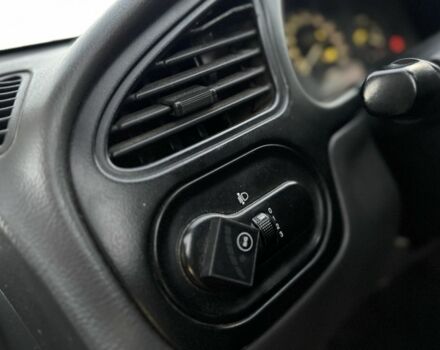 Синий Дэу Сенс, объемом двигателя 1.5 л и пробегом 167 тыс. км за 1550 $, фото 12 на Automoto.ua