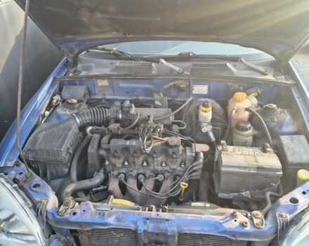 Синий Дэу Сенс, объемом двигателя 1.5 л и пробегом 363 тыс. км за 300 $, фото 3 на Automoto.ua