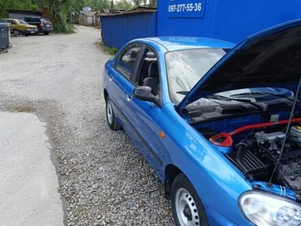 Синий Дэу Сенс, объемом двигателя 1.5 л и пробегом 2 тыс. км за 2700 $, фото 1 на Automoto.ua
