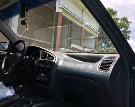 Зеленый Дэу Сенс, объемом двигателя 1.3 л и пробегом 147 тыс. км за 2100 $, фото 4 на Automoto.ua