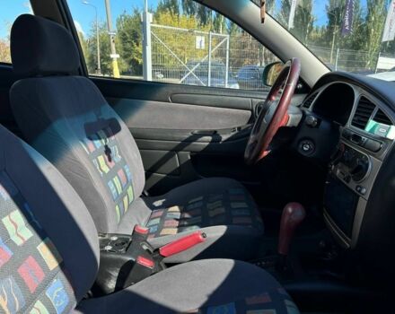 Дэу Сенс 2003 в Кривом Роге на Automoto.ua Зеленый Дэу Сенс, объемом двигателя 1.6 л и пробегом 183 тыс. км за 3300 $, фото 16 на Automoto.ua