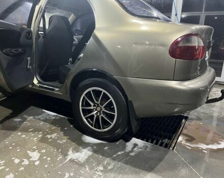 Зеленый Дэу Сенс, объемом двигателя 1.3 л и пробегом 220 тыс. км за 950 $, фото 7 на Automoto.ua