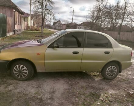 Зеленый Дэу Сенс, объемом двигателя 1.3 л и пробегом 153 тыс. км за 1500 $, фото 3 на Automoto.ua