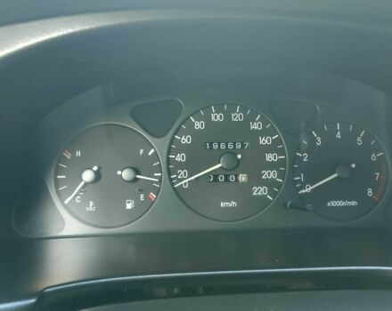 Деу Сенс 2003 у Хмельницькому на Automoto.ua Зелений Деу Сенс, об'ємом двигуна 1.5 л та пробігом 196 тис. км за 3200 $, фото 8 на Automoto.ua