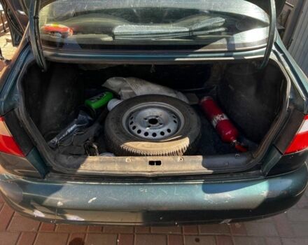 Зеленый Дэу Сенс, объемом двигателя 1.5 л и пробегом 368 тыс. км за 1200 $, фото 2 на Automoto.ua