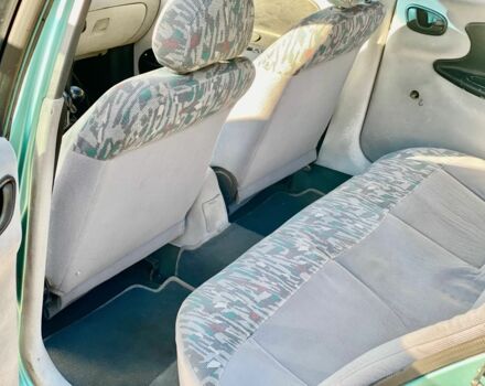 Деу Сенс 1998 у Кам'янське (Дніпродзержинськ) на Automoto.ua Зелений Деу Сенс, об'ємом двигуна 2 л та пробігом 235 тис. км за 1999 $, фото 10 на Automoto.ua