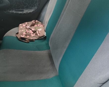 Зеленый Дэу Сенс, объемом двигателя 1.3 л и пробегом 1000 тыс. км за 1255 $, фото 4 на Automoto.ua