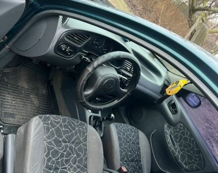 Зеленый Дэу Сенс, объемом двигателя 1.5 л и пробегом 300 тыс. км за 2500 $, фото 5 на Automoto.ua