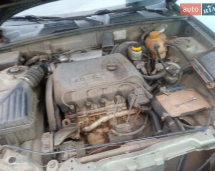 Зелений Деу Сенс, об'ємом двигуна 1.3 л та пробігом 280 тис. км за 1200 $, фото 6 на Automoto.ua