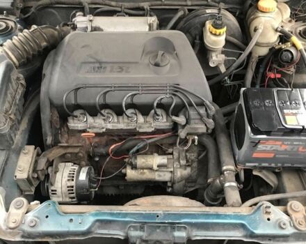 Зеленый Дэу Сенс, объемом двигателя 1.3 л и пробегом 200 тыс. км за 1600 $, фото 3 на Automoto.ua