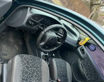 Зеленый Дэу Сенс, объемом двигателя 1.5 л и пробегом 300 тыс. км за 2500 $, фото 4 на Automoto.ua