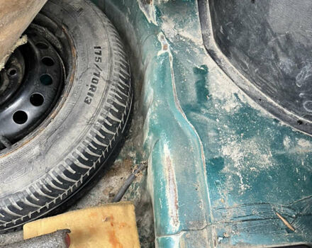 Зелений Деу Сенс, об'ємом двигуна 1.3 л та пробігом 228 тис. км за 1000 $, фото 14 на Automoto.ua