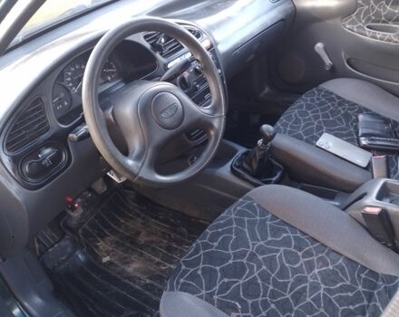 Зелений Деу Сенс, об'ємом двигуна 1.3 л та пробігом 180 тис. км за 1050 $, фото 4 на Automoto.ua