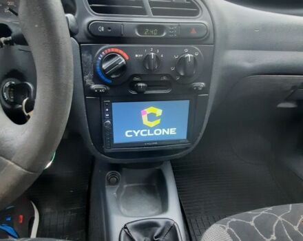 Зеленый Дэу Сенс, объемом двигателя 1.5 л и пробегом 215 тыс. км за 2700 $, фото 7 на Automoto.ua