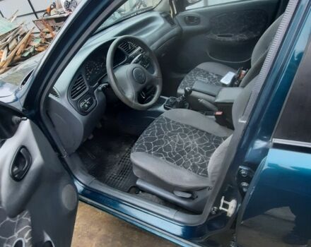 Зеленый Дэу Сенс, объемом двигателя 1.5 л и пробегом 215 тыс. км за 2700 $, фото 6 на Automoto.ua