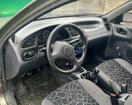 Зеленый Дэу Сенс, объемом двигателя 1.3 л и пробегом 176 тыс. км за 1800 $, фото 5 на Automoto.ua