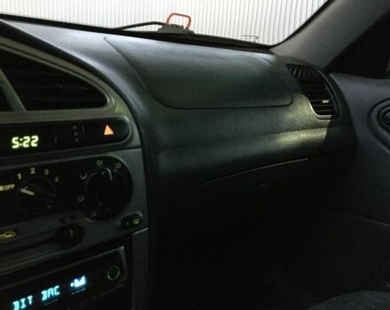 Зелений Деу Сенс, об'ємом двигуна 1.6 л та пробігом 160 тис. км за 3200 $, фото 5 на Automoto.ua