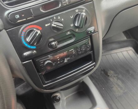 Зеленый Дэу Сенс, объемом двигателя 1.3 л и пробегом 212 тыс. км за 1830 $, фото 4 на Automoto.ua