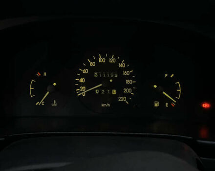 Зеленый Дэу Сенс, объемом двигателя 1.3 л и пробегом 311 тыс. км за 1850 $, фото 12 на Automoto.ua