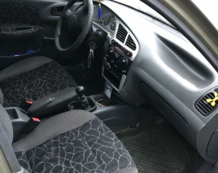 Зеленый Дэу Сенс, объемом двигателя 1.5 л и пробегом 221 тыс. км за 2420 $, фото 4 на Automoto.ua