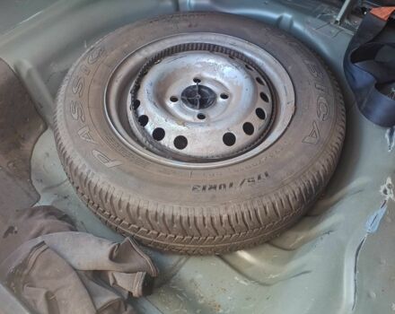 Зелений Деу Сенс, об'ємом двигуна 1.3 л та пробігом 162 тис. км за 2000 $, фото 15 на Automoto.ua