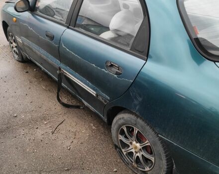 Зелений Деу Сенс, об'ємом двигуна 1.5 л та пробігом 300 тис. км за 573 $, фото 5 на Automoto.ua