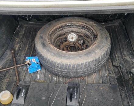 Зелений Деу Сенс, об'ємом двигуна 1.5 л та пробігом 300 тис. км за 1500 $, фото 2 на Automoto.ua