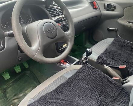 Зелений Деу Сенс, об'ємом двигуна 1.5 л та пробігом 180 тис. км за 2000 $, фото 8 на Automoto.ua