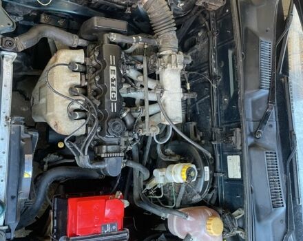 Зеленый Дэу Сенс, объемом двигателя 1.5 л и пробегом 180 тыс. км за 1974 $, фото 1 на Automoto.ua