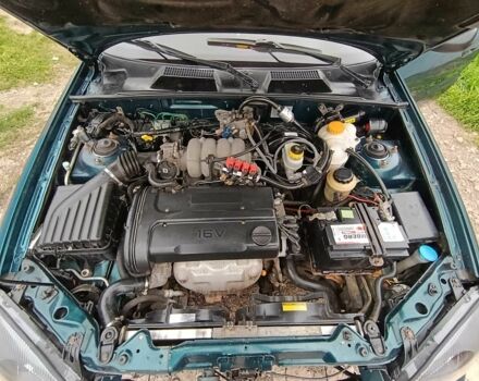 Зеленый Дэу Сенс, объемом двигателя 1.6 л и пробегом 195 тыс. км за 2400 $, фото 3 на Automoto.ua