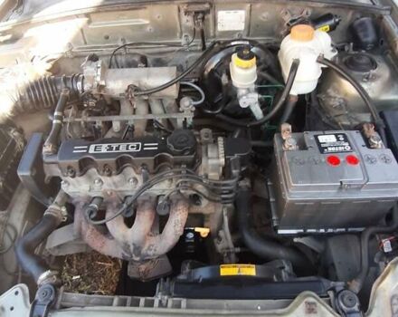 Зелений Деу Сенс, об'ємом двигуна 1.5 л та пробігом 222 тис. км за 2600 $, фото 5 на Automoto.ua