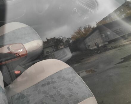 Зелений Деу Сенс, об'ємом двигуна 1.5 л та пробігом 300 тис. км за 573 $, фото 2 на Automoto.ua