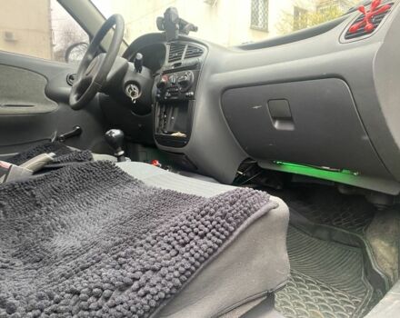 Зелений Деу Сенс, об'ємом двигуна 1.5 л та пробігом 180 тис. км за 2000 $, фото 6 на Automoto.ua