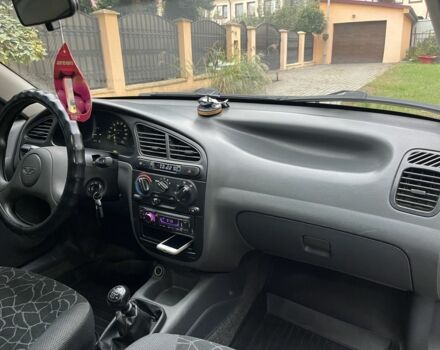 Деу Сенс 2004 у Ужгороді на Automoto.ua Зелений Деу Сенс, об'ємом двигуна 1.5 л та пробігом 120 тис. км за 2650 $, фото 18 на Automoto.ua