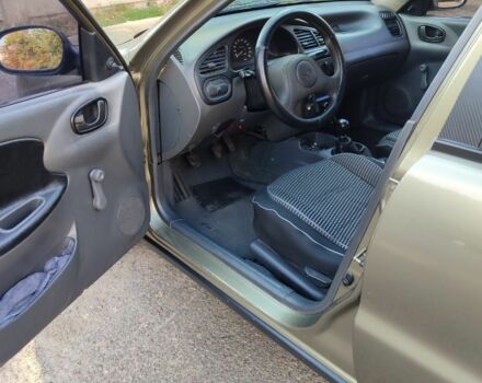 Зеленый Дэу Сенс, объемом двигателя 1.3 л и пробегом 335 тыс. км за 1850 $, фото 4 на Automoto.ua