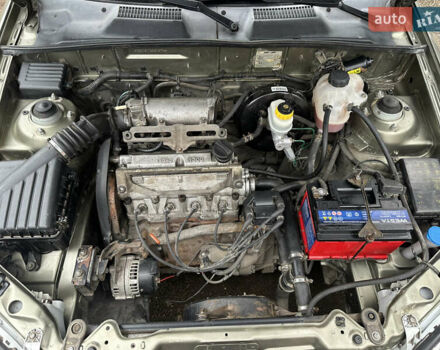 Зеленый Дэу Сенс, объемом двигателя 1.3 л и пробегом 171 тыс. км за 1900 $, фото 25 на Automoto.ua