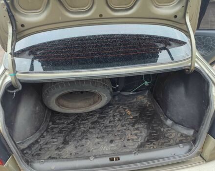 Зеленый Дэу Сенс, объемом двигателя 1.3 л и пробегом 212 тыс. км за 1830 $, фото 3 на Automoto.ua