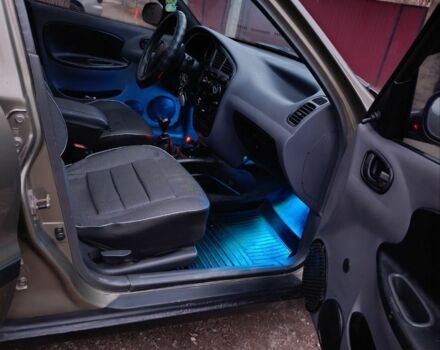 Зеленый Дэу Сенс, объемом двигателя 1.5 л и пробегом 238 тыс. км за 2000 $, фото 1 на Automoto.ua