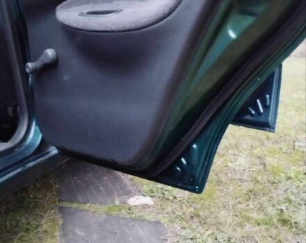 Зеленый Дэу Сенс, объемом двигателя 1.5 л и пробегом 225 тыс. км за 2700 $, фото 10 на Automoto.ua