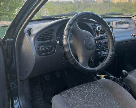 Дэу Сенс 2005 в Кривом Роге на Automoto.ua Зеленый Дэу Сенс, объемом двигателя 1.3 л и пробегом 138 тыс. км за 2000 $, фото 10 на Automoto.ua