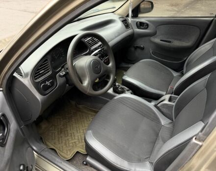 Зеленый Дэу Сенс, объемом двигателя 1.3 л и пробегом 250 тыс. км за 1700 $, фото 7 на Automoto.ua