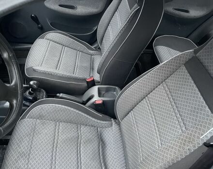 Зеленый Дэу Сенс, объемом двигателя 1.3 л и пробегом 151 тыс. км за 2350 $, фото 5 на Automoto.ua