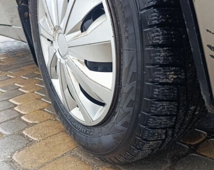 Зелений Деу Сенс, об'ємом двигуна 1.6 л та пробігом 212 тис. км за 2300 $, фото 6 на Automoto.ua