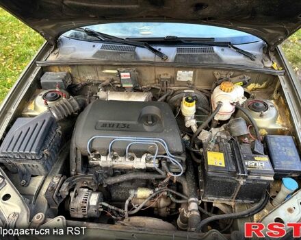 Зелений Деу Сенс, об'ємом двигуна 1.3 л та пробігом 275 тис. км за 1750 $, фото 9 на Automoto.ua