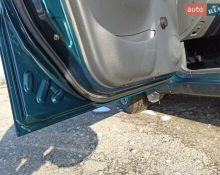 Зеленый Дэу Сенс, объемом двигателя 1.3 л и пробегом 153 тыс. км за 2540 $, фото 3 на Automoto.ua