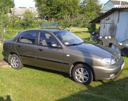 Зеленый Дэу Сенс, объемом двигателя 0 л и пробегом 300 тыс. км за 2200 $, фото 1 на Automoto.ua