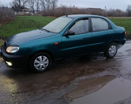 Зелений Деу Сенс, об'ємом двигуна 1.5 л та пробігом 300 тис. км за 1424 $, фото 1 на Automoto.ua