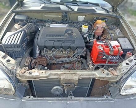 Деу Сенс 2005 у Житомирі на Automoto.ua Зелений Деу Сенс, об'ємом двигуна 1.3 л та пробігом 165 тис. км за 1500 $, фото 2 на Automoto.ua